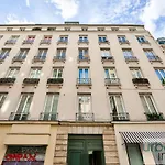 Urban Flat 70 - Authentic 3Bdr Parisian Flat