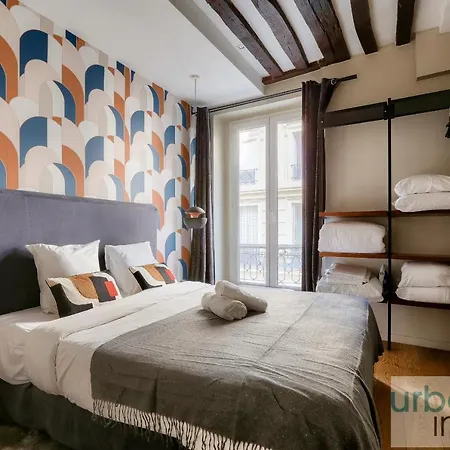 Urban Flat 70 - Authentic 3bdr Parisian Flat Parigi